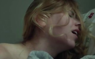 Horny dude slamming her tight ass hole rough from behind