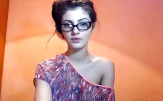 Naughty brunette teen girlfriend with a shaved cunt poses nicely